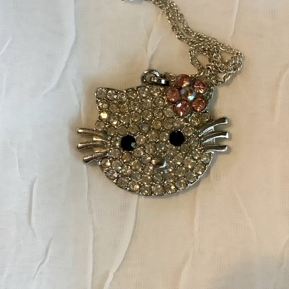 Vintage “Hello kitty”with pink flower on ear rhinestone necklace. Rare - Picture 3 of 5